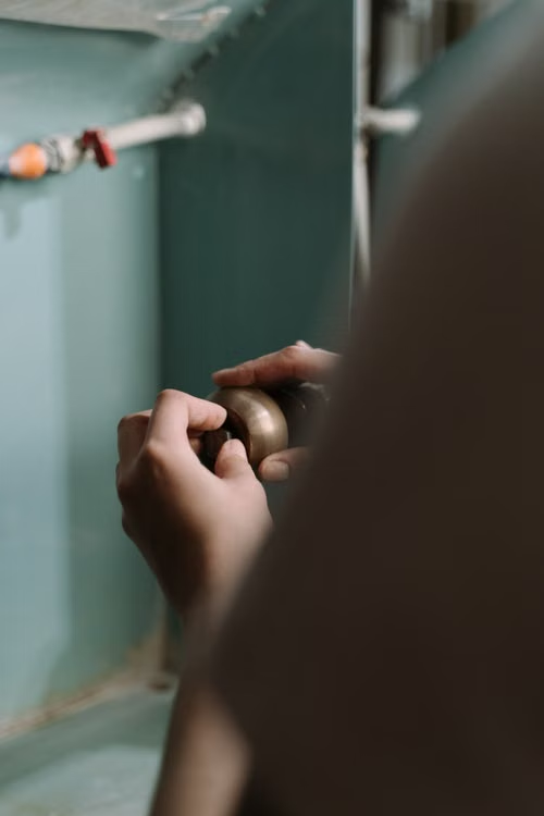 Your1Plumber quickly diagnoses and repairs leaking kitchen faucets before they cause water damage.