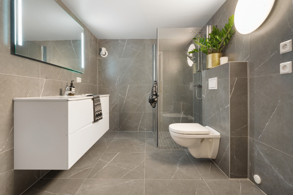 Planning a bathroom upgrade? Find out how the right toilet can improve comfort, water efficiency, and everyday performance in your Maryland home.
